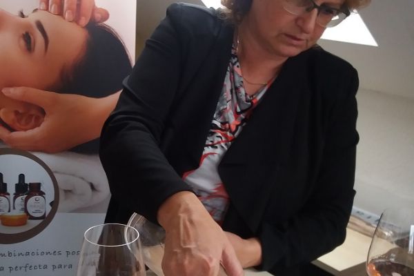 Oblíbenost přírodní antiage kosmetiky značky PERLAGE stále roste
